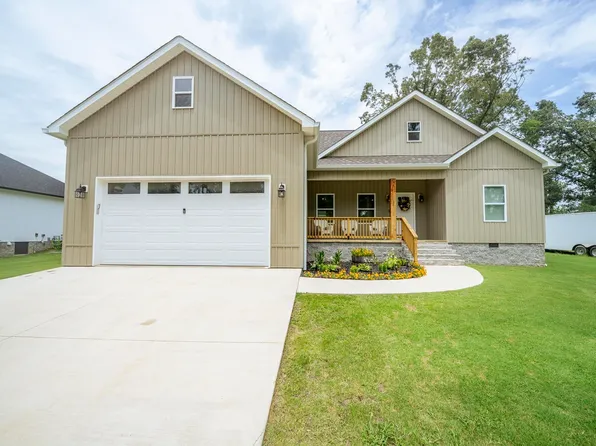 190 Chariot Ln, Savannah, TN 38372