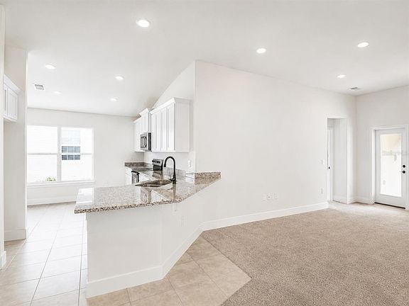 3rd image of 267 Verny Grove Ln