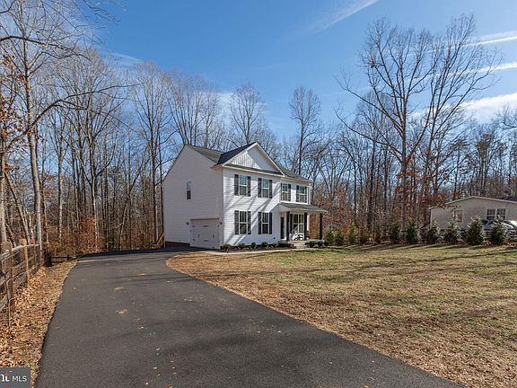 3rd image of 6107 Belmont Rd