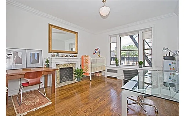 Sold by Douglas Elliman | media 17