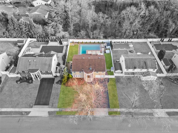 75 Empress Pines Drive, Nesconset, NY 11767