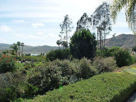 2nd image of 3515 Lomas Serenas Dr