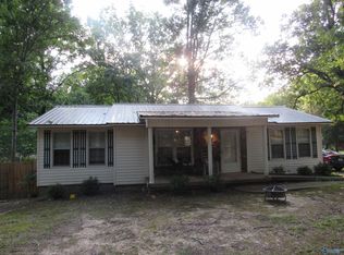 823 Arad Thompson Rd NE, Arab, AL 35016