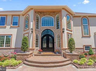 1066 Washington Crossing Rd, Newtown, PA 18940