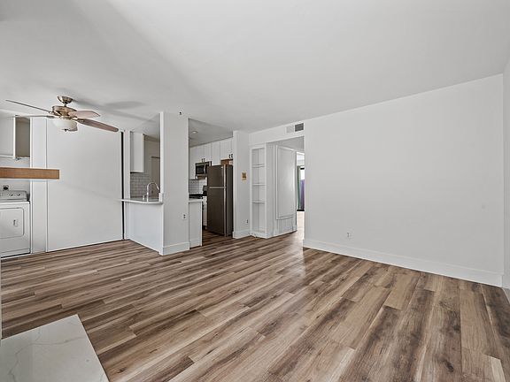 3rd image of 4114 Ohio St APT 103