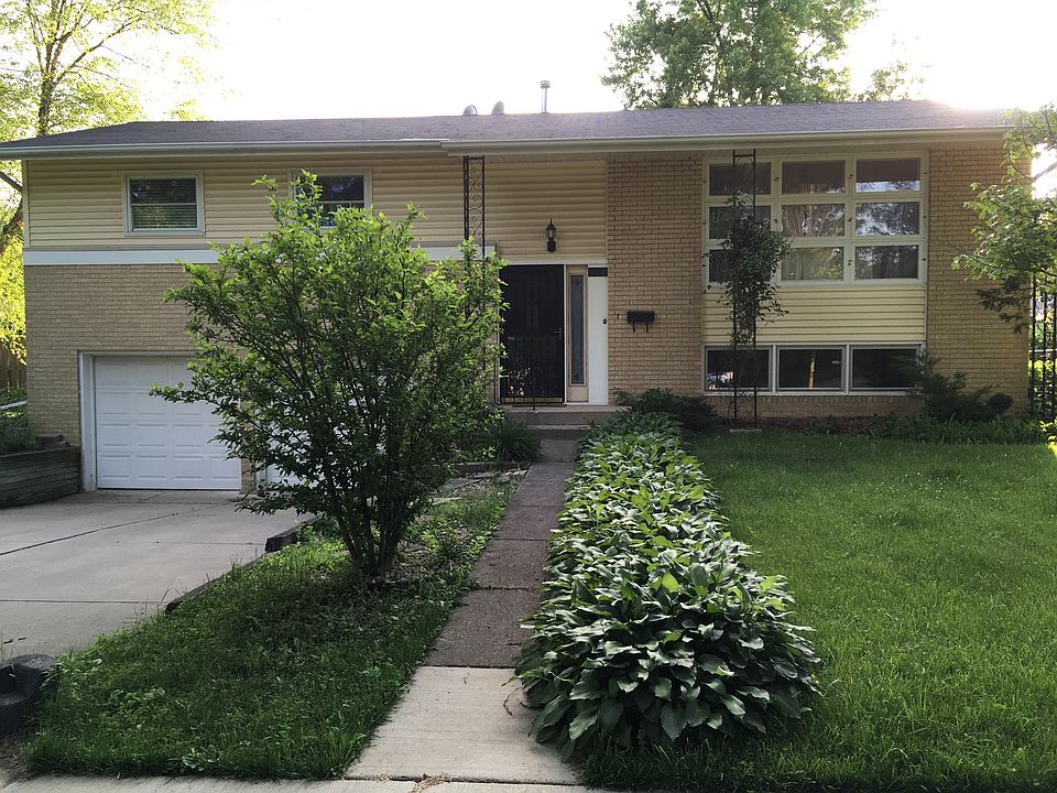 1st image of 628 N Williams Dr