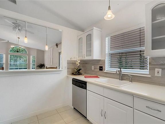 5th image of 1705 Winter Green Blvd