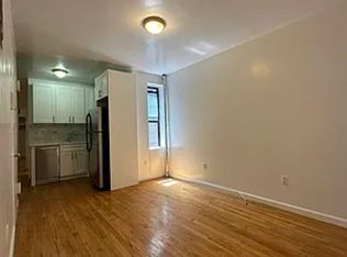 315 W 54th St APT 15, New York, NY 10019