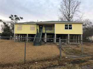 2316 Dog River Dr N, Mobile, AL 36605