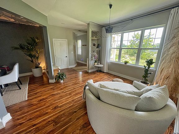 5th image of 2865 Glacier Way Unit D
