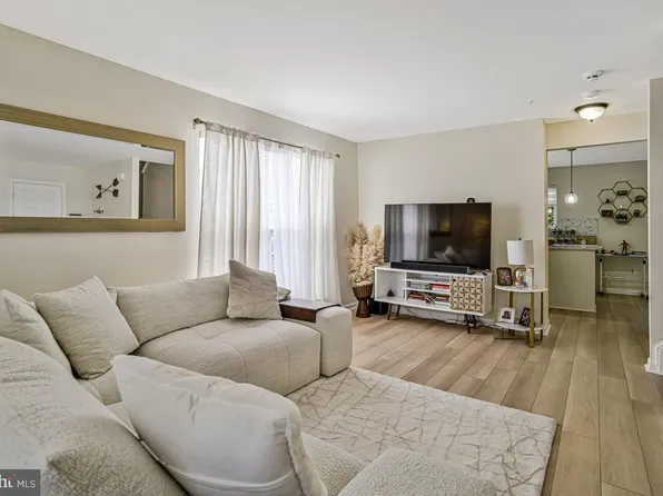2134 Racquet Pl, Waldorf, MD 20601
