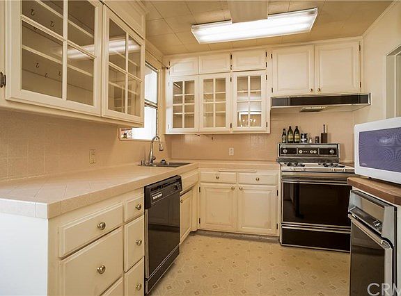 5th image of 510 Irving Dr