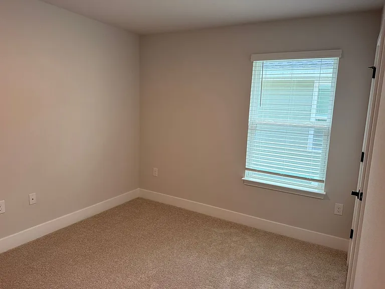 7126 Fox Meadow Dr — Photo 6