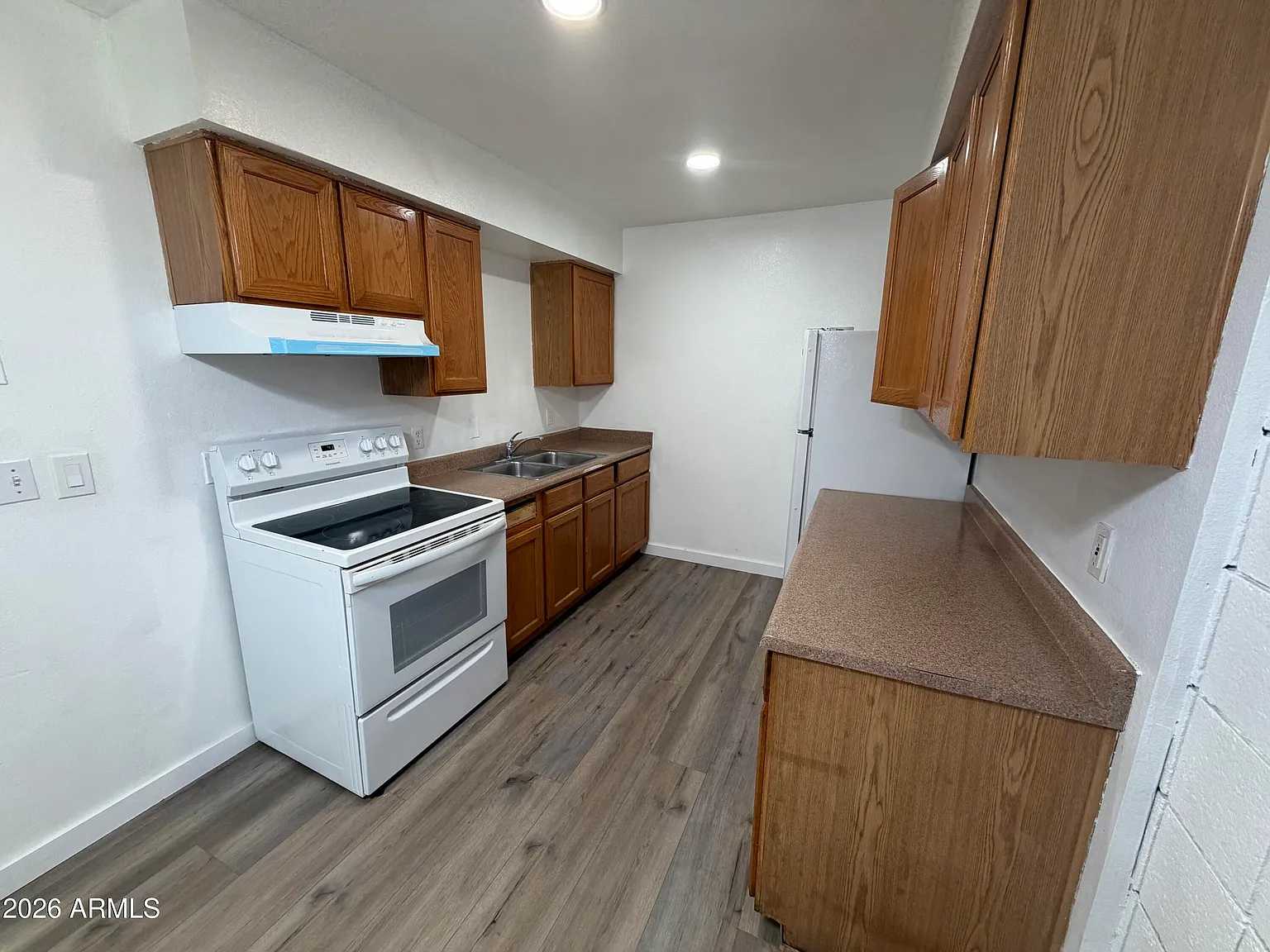 2 bed, 1.0 bath, 900 sqft, $1,250 — Photo 3