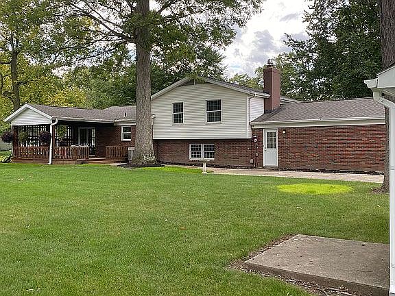5th image of 2106 Reinell Dr