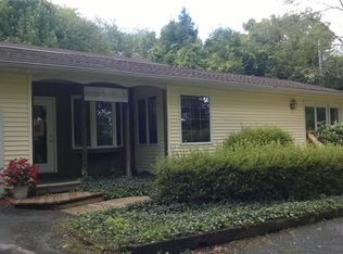 180 W Jamestown Rd, Greenville, PA 16125