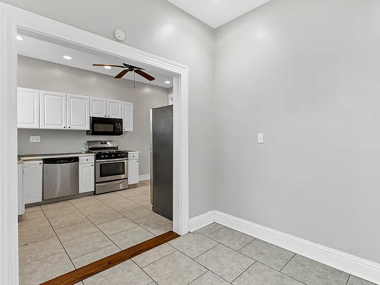 3437 Keokuk St — Photo 10