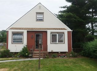 12843 226th St, Springfield Gardens, NY 11413