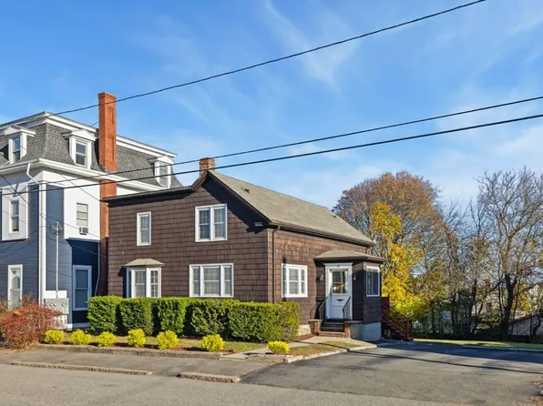 64 Chestnut St, Saugus, MA 01906