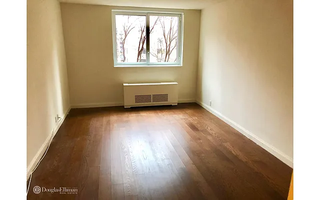 Rented by Douglas Elliman | media 35