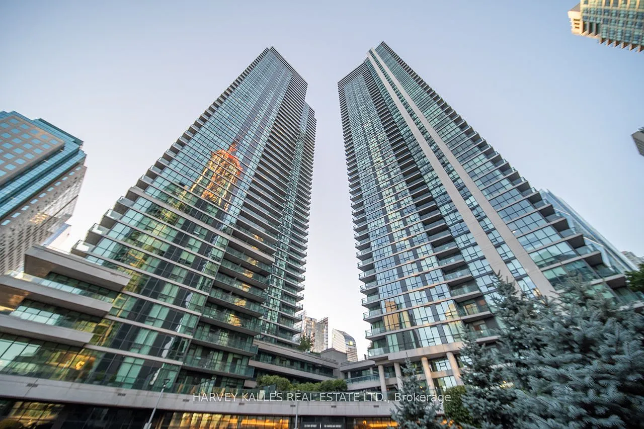 3 bed, $3,800 — Photo 1