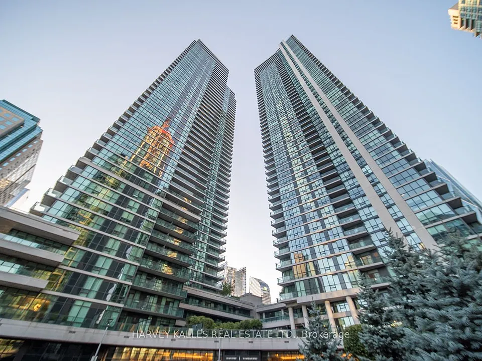 33 Bay St #4003