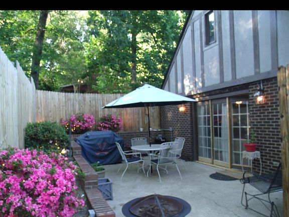 3rd image of 302 Forest Dr