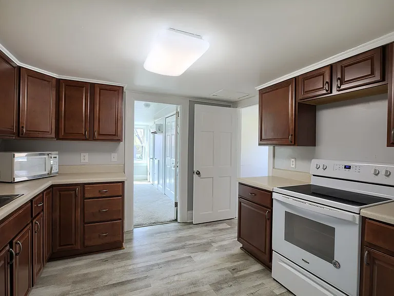 804 City Park Ave #B — Photo 14