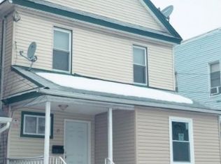 13-15 Willoughby St, Newark, NJ 07112