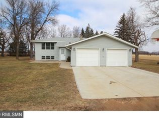 17410 62nd St, New Germany, MN 55367