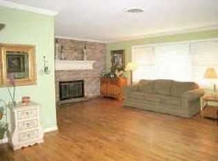 2126 Schilder Dr, Houston, TX 77093