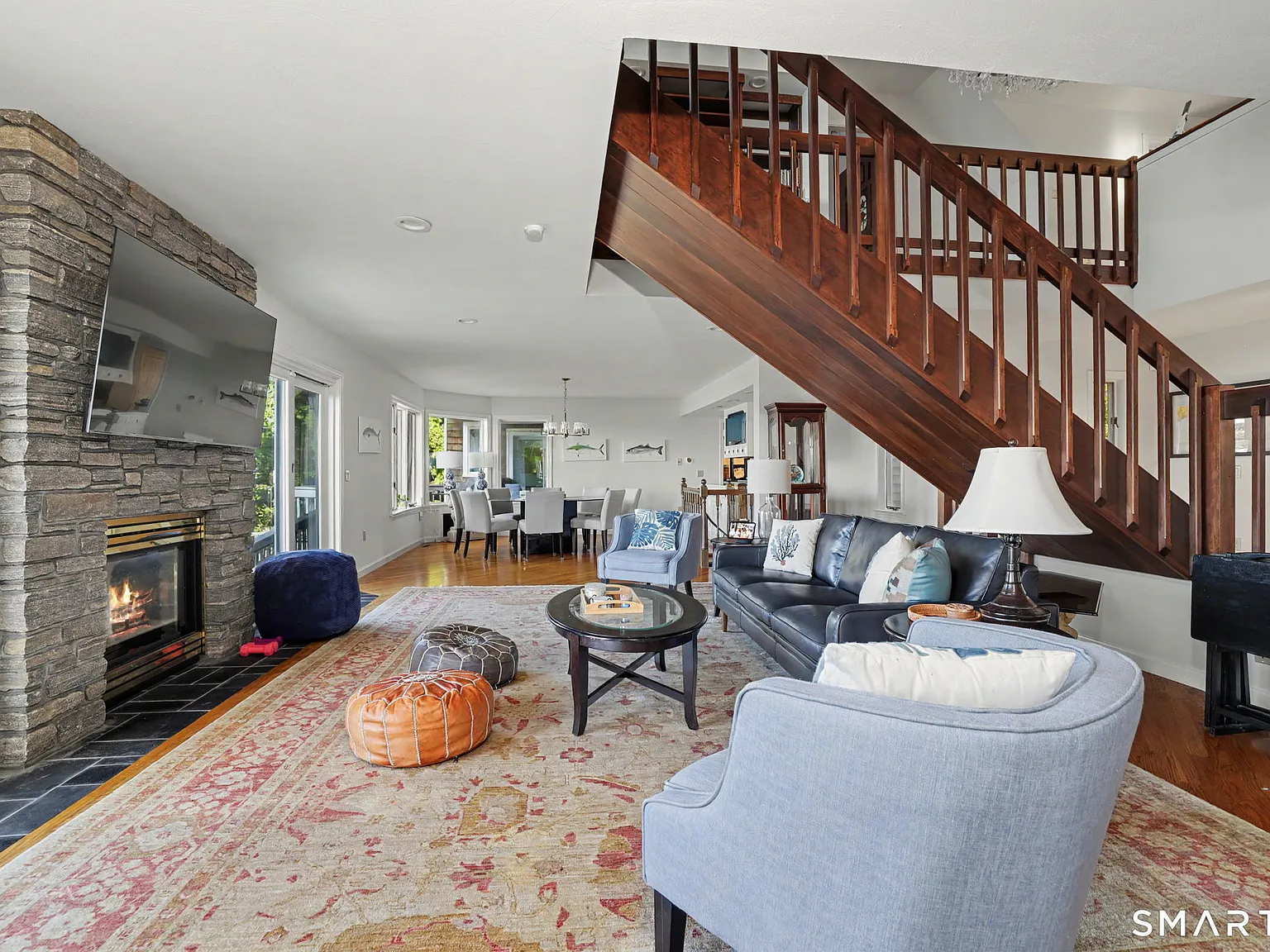 3 bed, 4.5 bath, 4397 sqft, $6,500 — Photo 4