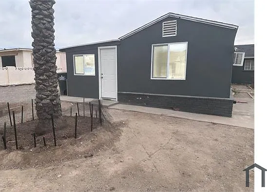 1 bed, 550 sqft, $1,000 — Photo 2