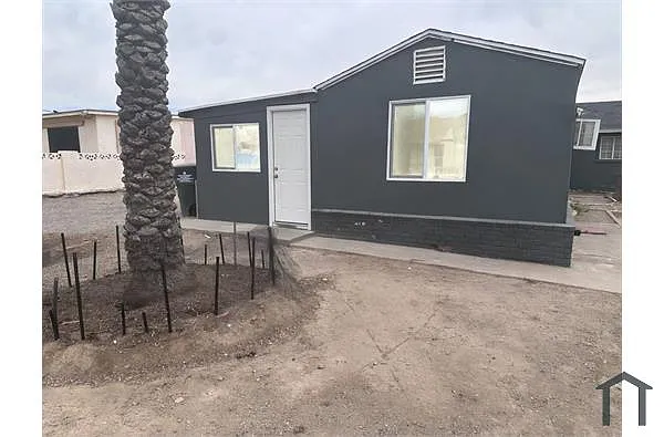 Building Photo - 721 W Cheryl Dr #1