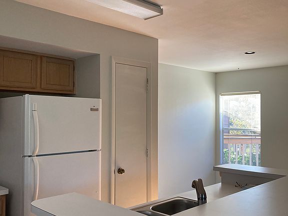 4th image of 474 S Pin Oak Pl APT 306