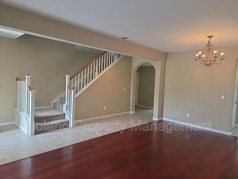 Antiquity Cir — Photo 12