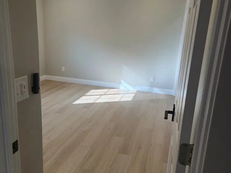 730 Narwhal St — Photo 15