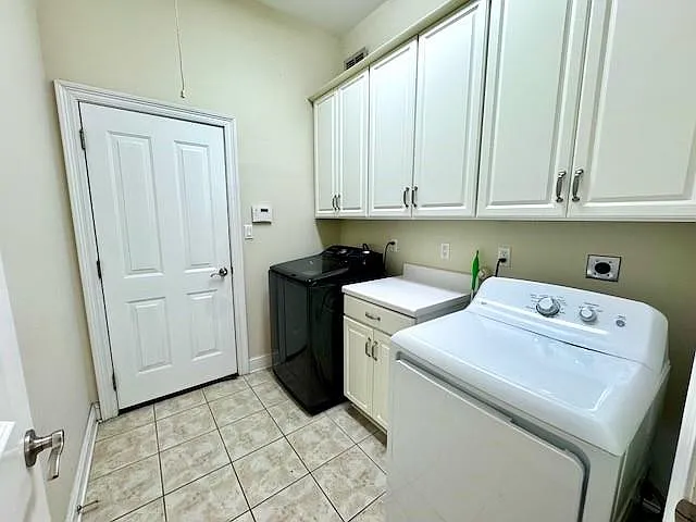 92 Palmetto — Photo 27