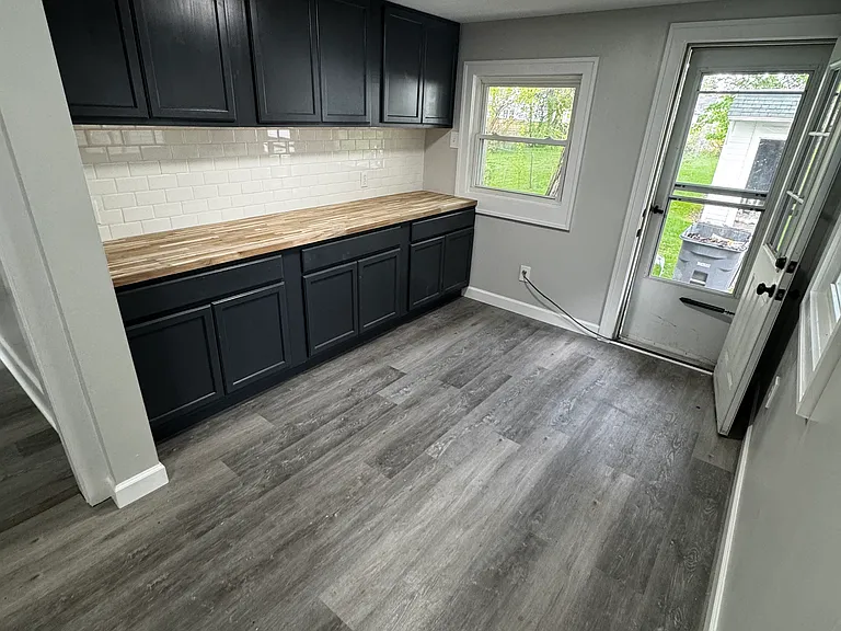 4156 Harris St — Photo 9