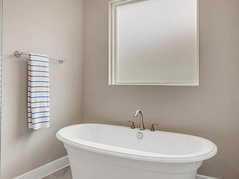 5798 Winifred Ave — Photo 26