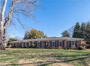 285 Post Oak Rd, Kernersville, NC 27284