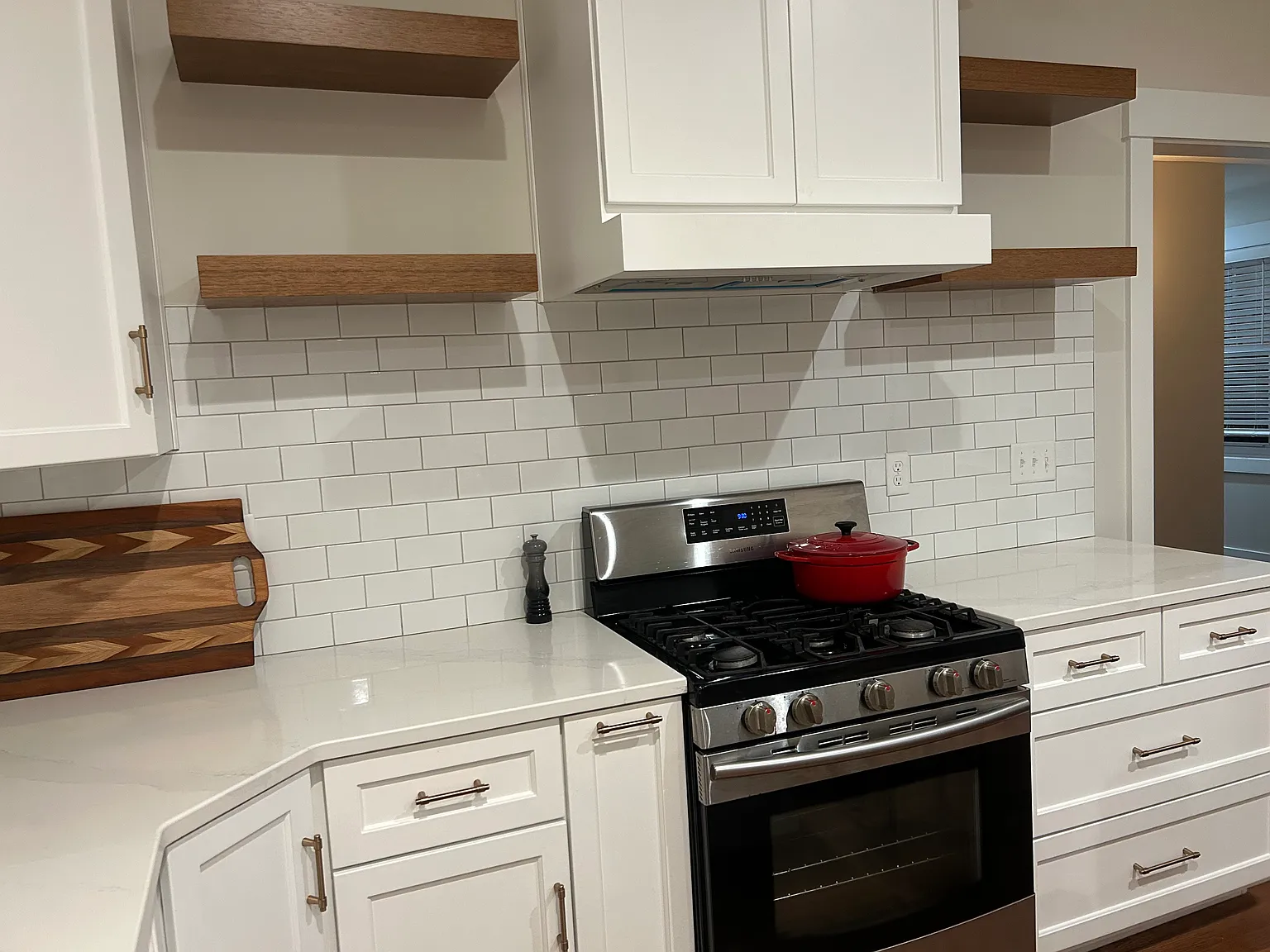 2 bed, 1150 sqft, $2,350 — Photo 2