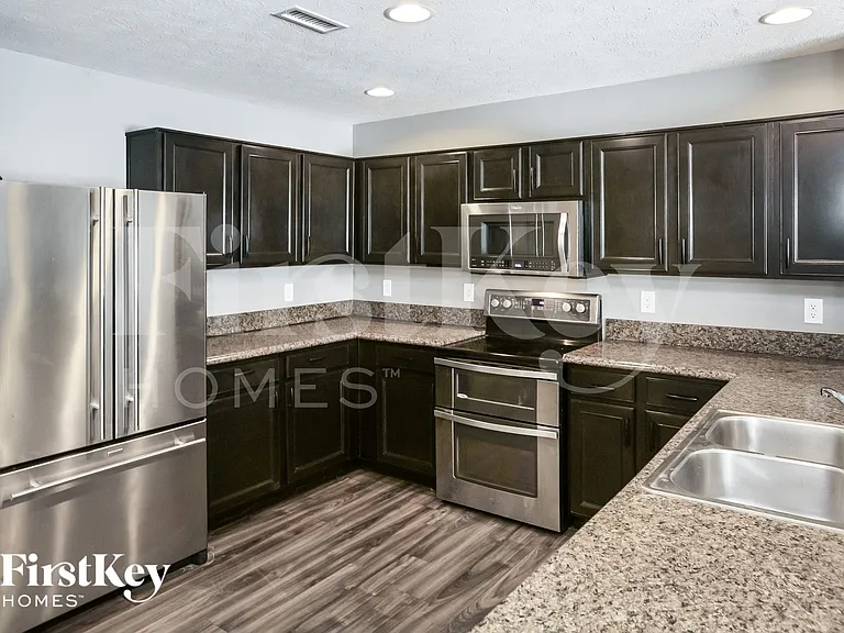 5773 Weeping Willow Pl — Photo 6