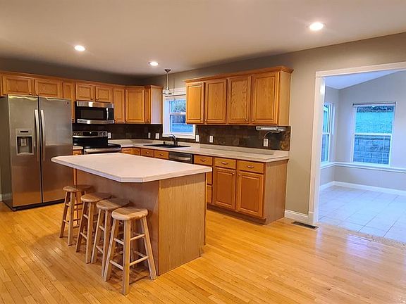 5th image of 25099 Apple Blossom Dr Lot 13