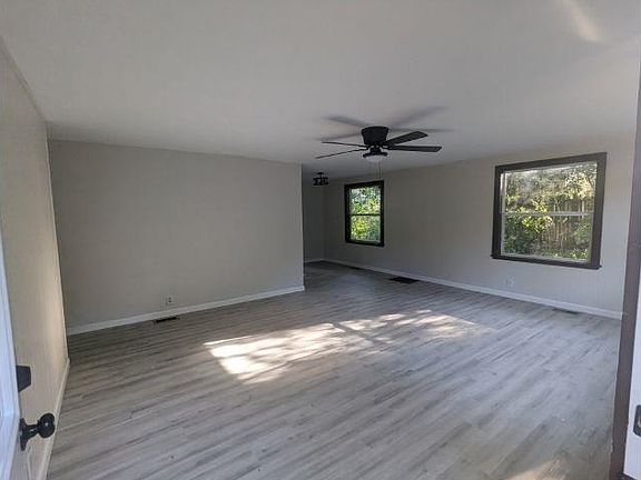 4th image of 3059 Adkins Forest Ln