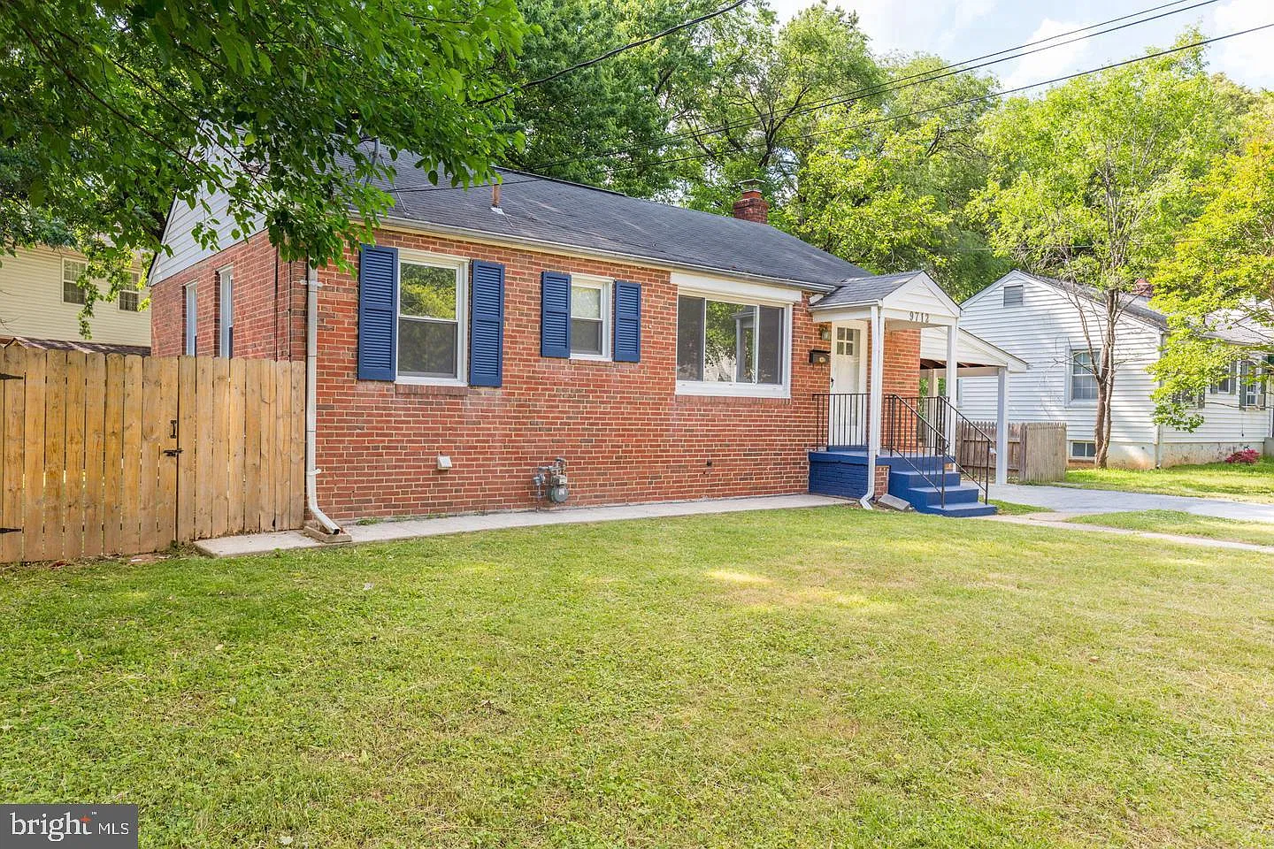 4 bed, 2.0 bath, 1705 sqft, $3,300 — Photo 1