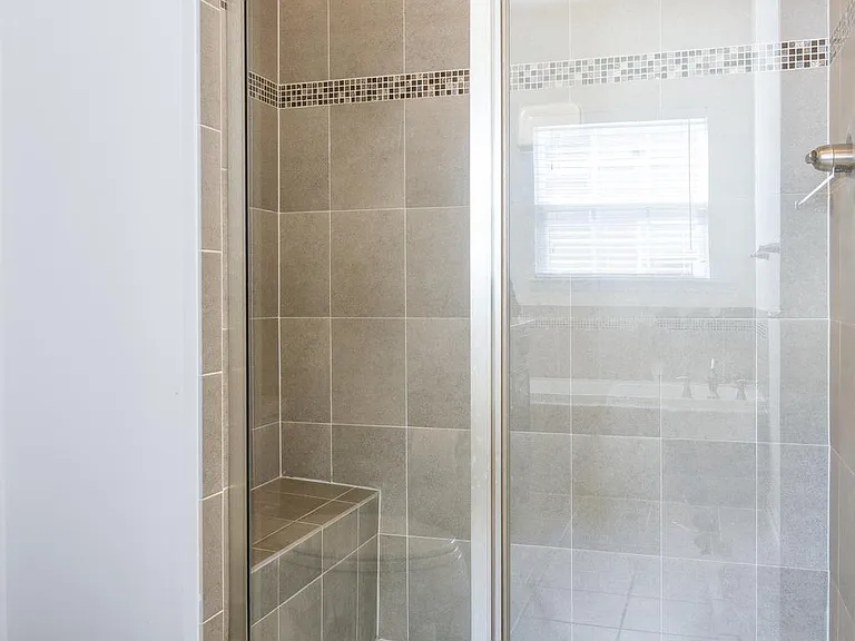 5365 S Center Dr — Photo 29