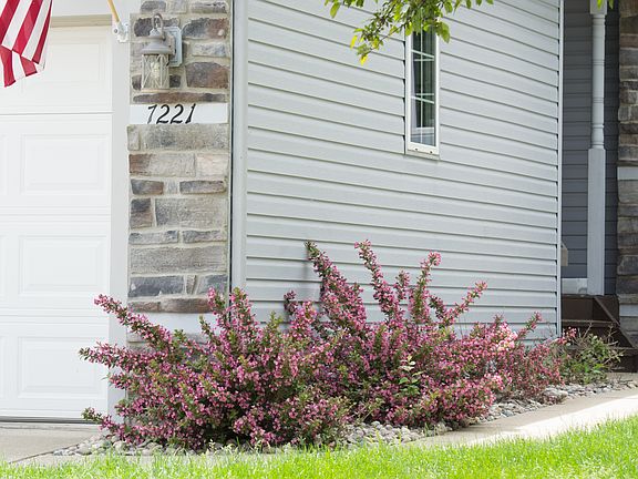 5th image of 7221 Glen Terra Dr