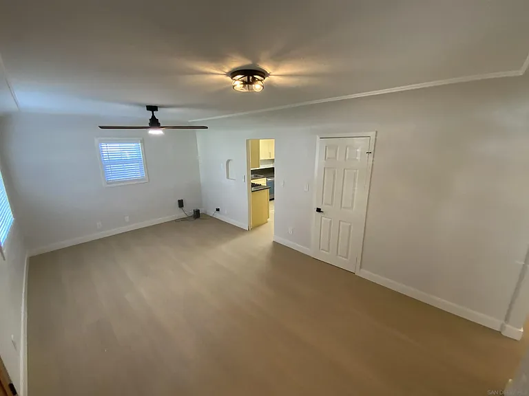 520 Glover Ave #A — Photo 3