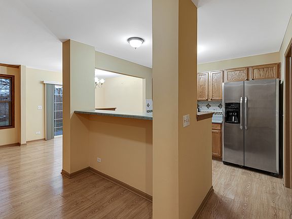 3rd image of 2368 Stoughton Cir